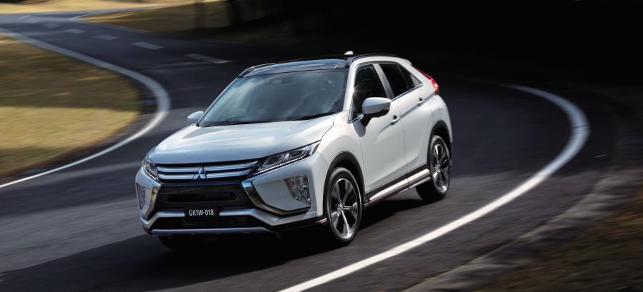  Mitsubishi Eclipse Cross 2017 года  (JP) (фото 38 из 41)